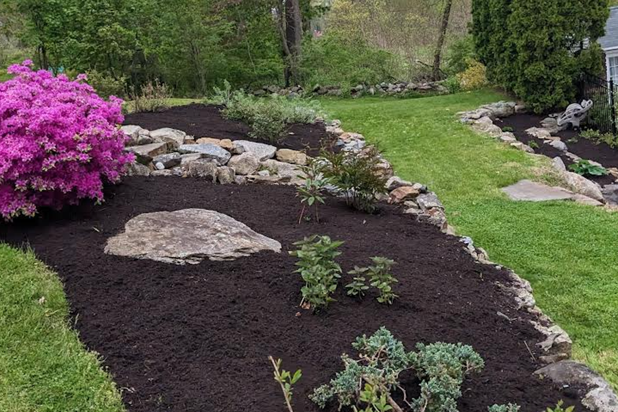 mulch-installation-milton-ma-08