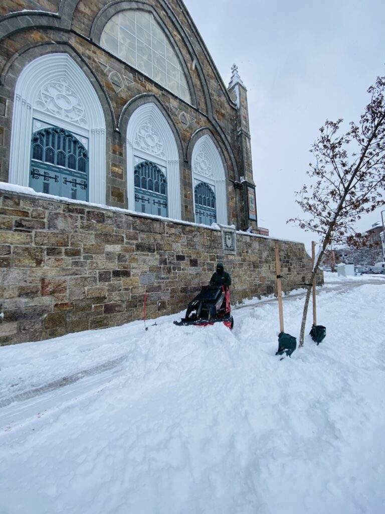 commercial snow and ice management